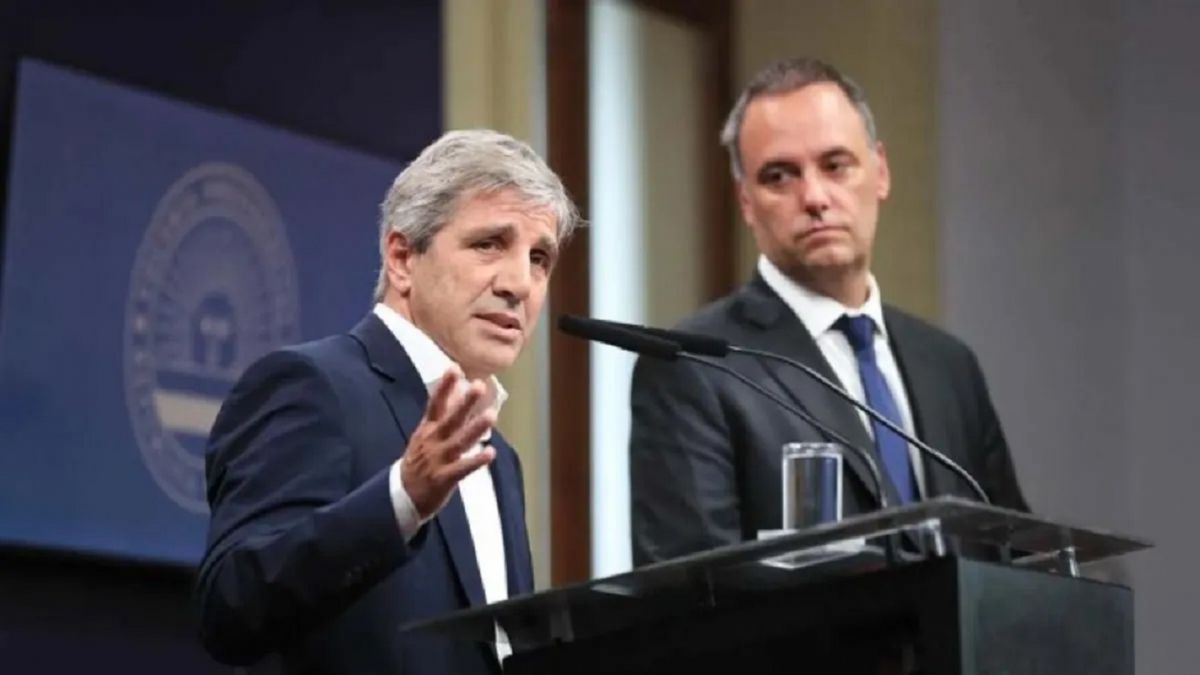 CAPUTO Y ADORNI