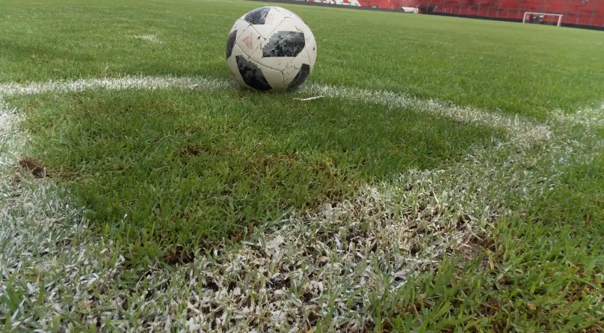 El límite del fútbol tucumano: competir no alcanza si no hay estructura