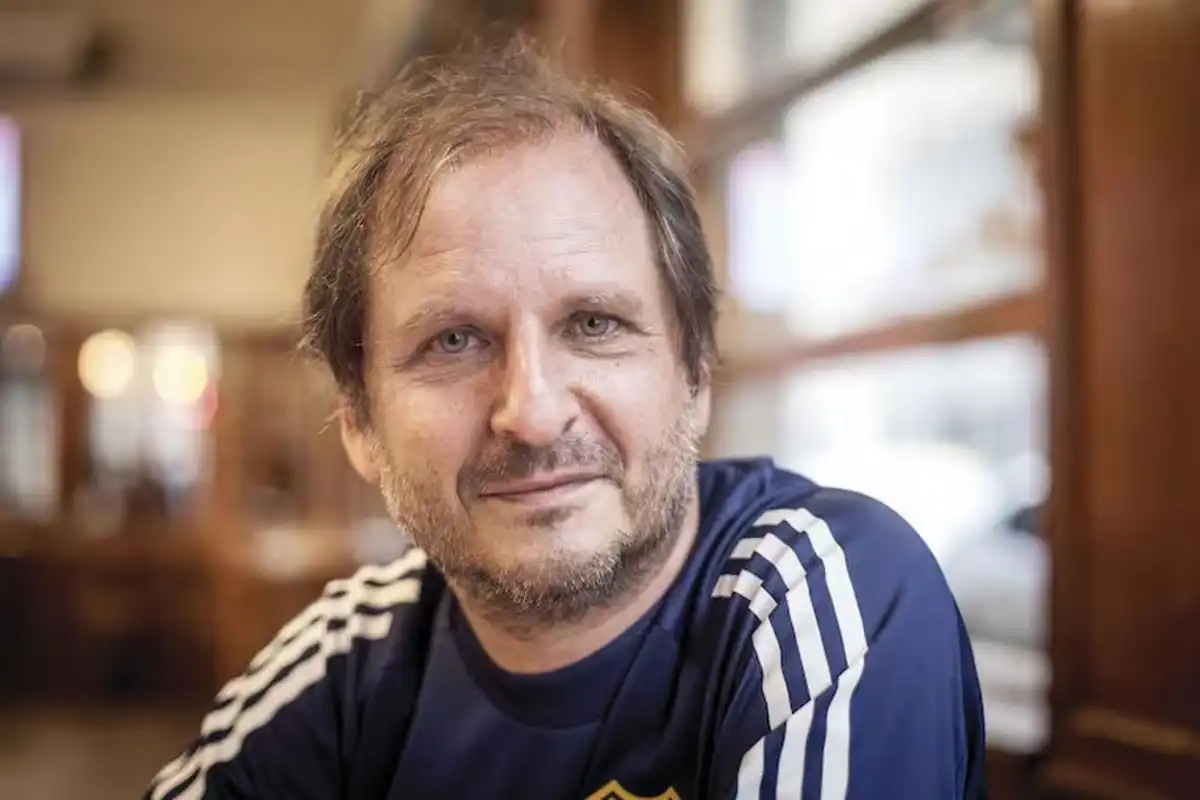 MARTÍN KOHAN. Resalta con su prosa clara, precisa y dinámica la naturaleza y también lo íntimo del narrador.