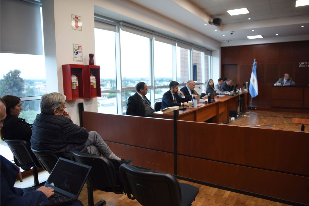 ALBERTO LEBBOS EN LA SALA. Espera que se haga justicia.