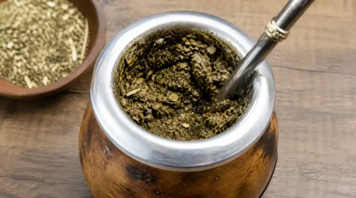 Tres formas de reutilizar la yerba mate usada