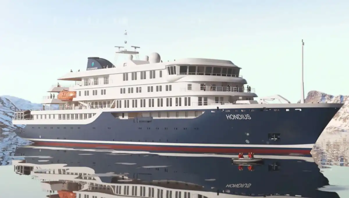 EL CRUCERO. Bautizado Hondius, cuenta con clasificación Polar 6 y tiene capacidad para 170 pasajeros.