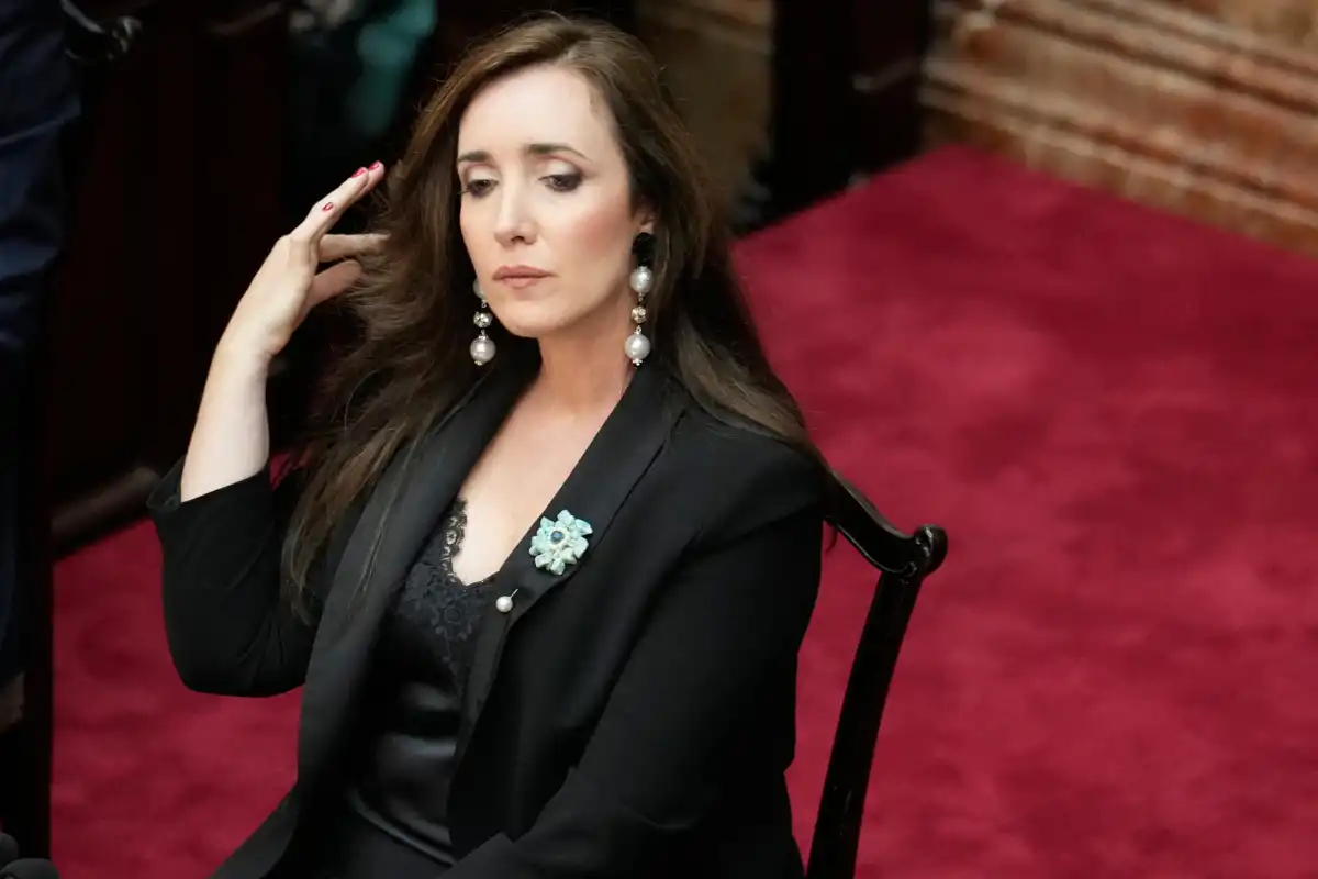¿IRONÍA?. La vicepresidenta Victoria Villarruel quedó envuelta en una nueva polémica tras utilizar la palabra “cascada” en una publicación en la red social X.