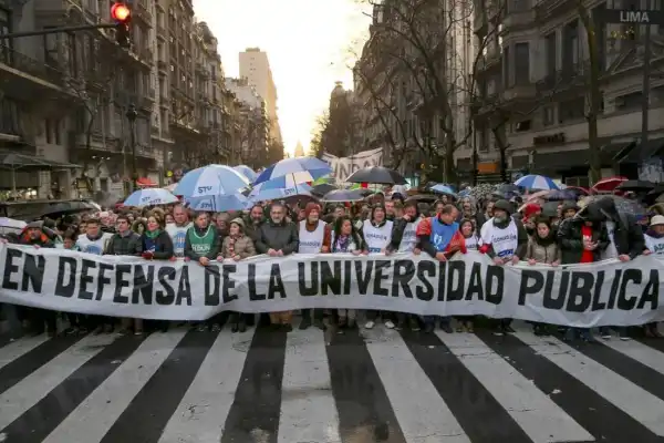 Financiamiento universitario: el gobierno de Milei gana tiempo y logra estirar plazos hasta que defina la Corte nacional
