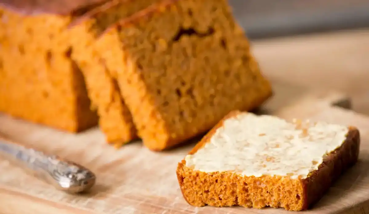 Cómo hacer pan de garbanzos en pocos minutos. 