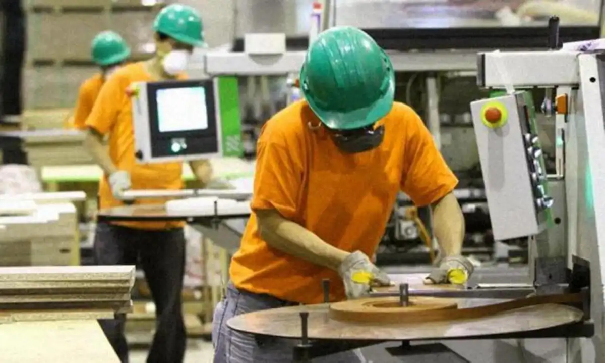 Se reglamentó el RIFL que reduce las contribuciones patronales para nuevas contrataciones