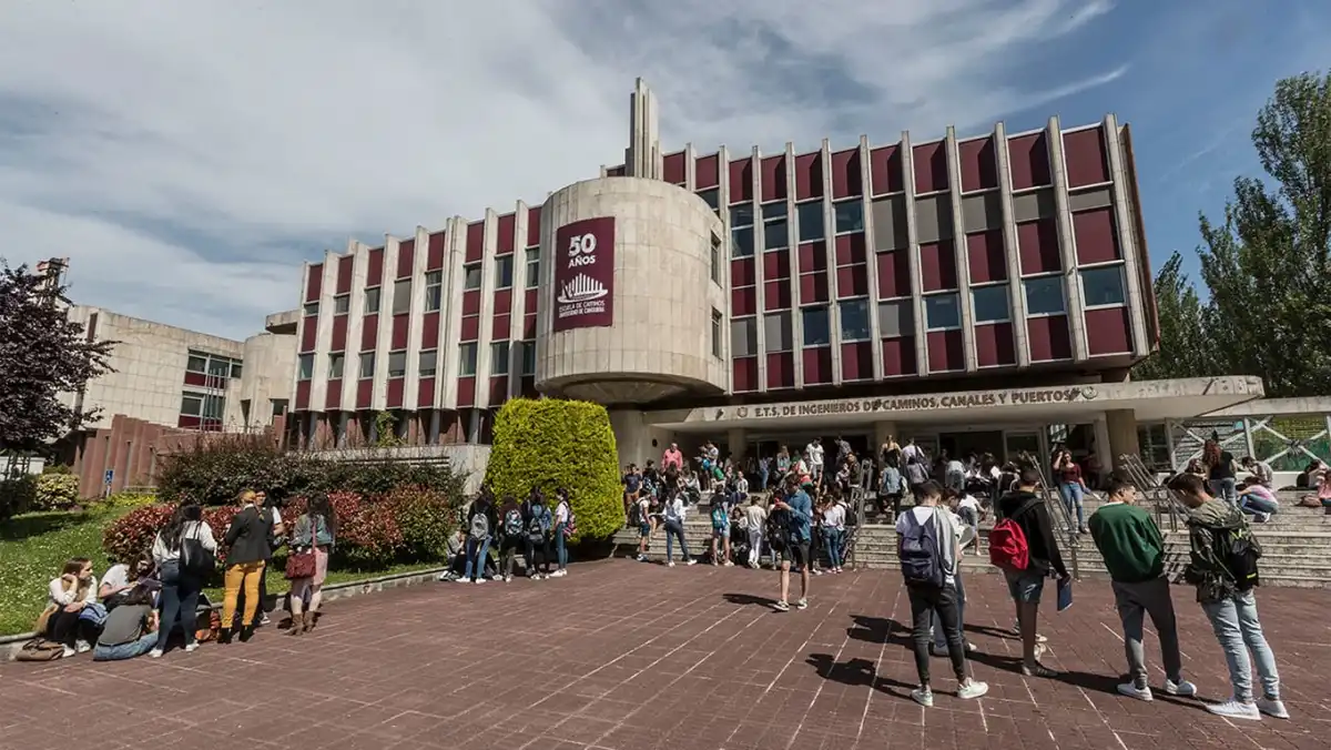 UNIVERSIDAD. La convocatoria está dirigida a graduados de universidades latinoamericanas.