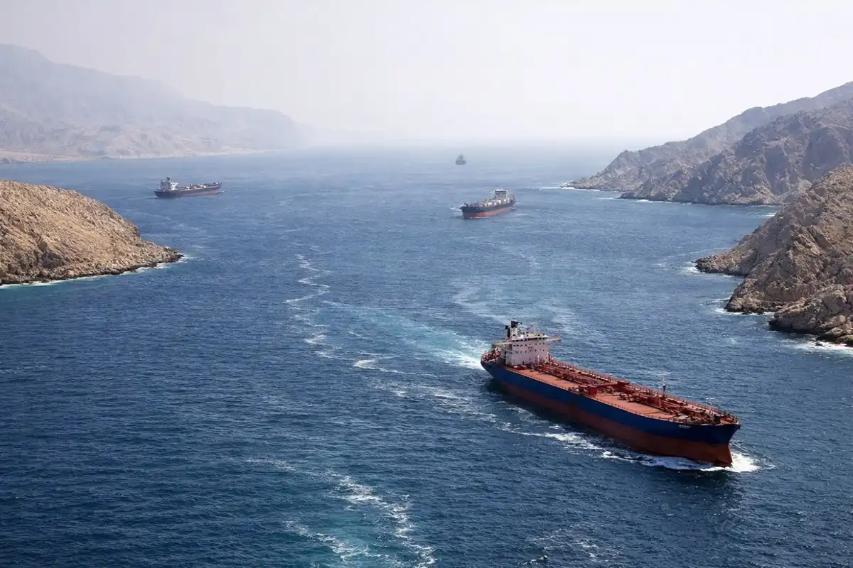 Guerra en Medio Oriente: Francia posiciona un barco en la ruta hacia Ormuz