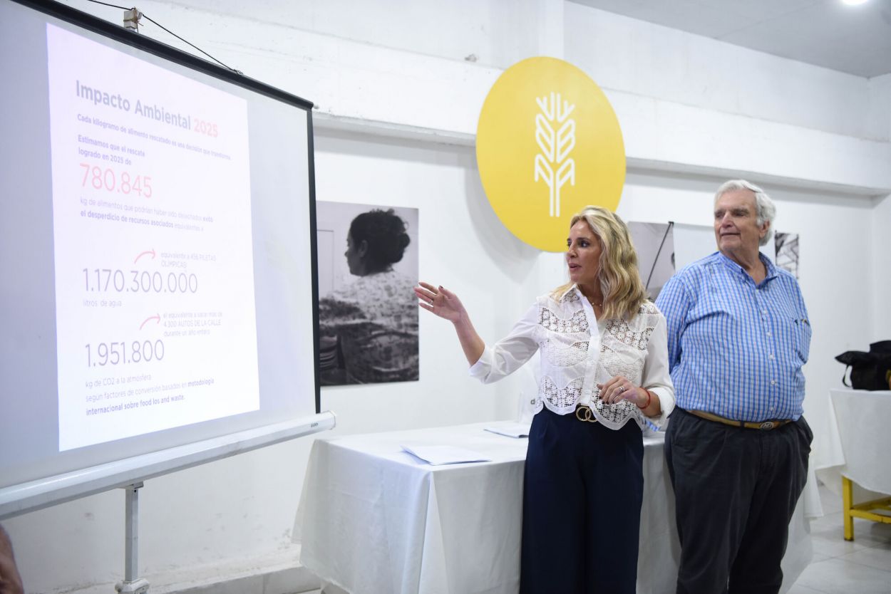 VOCES. Josefina Correa y Máximo Navarro, del Banco de Alimentos.