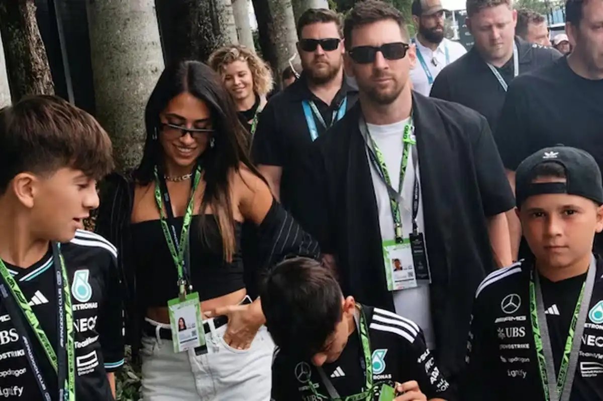 Lionel Messi y su familia en el GP de Miami. 