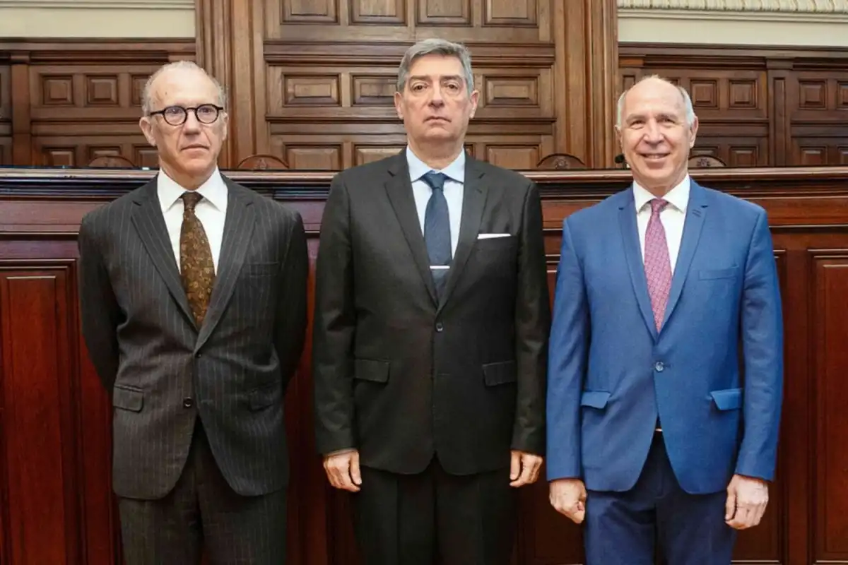 INTEGRANTES DE LA CORTE SUPREMA DE JUSTICIA DE  LA NACIÓN