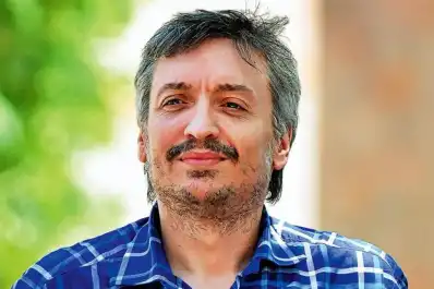 Máximo Kirchner fue operado en La Plata: le extirparon un tumor debajo de la oreja
