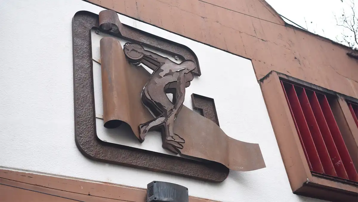 EL PADRÓN. Estarán habilitados para votar docentes regulares, alumnos mayores de 16 años, trabajadores no docentes y egresados de la institución.
