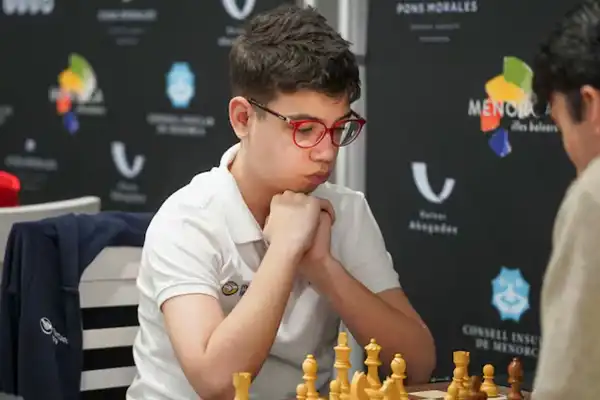 “Una leyenda en formación”: el mundo del ajedrez se rindió ante Faustino Oro