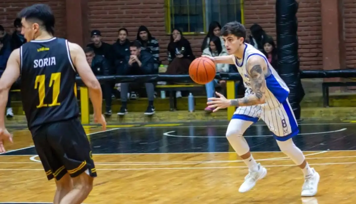 IMPORTANTE. Nicolás García convirtió 13 puntos en la noche taficeña.
