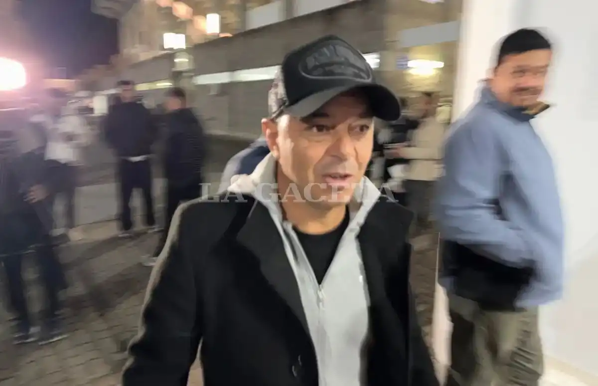 VISITA DE LUJO. Marcelo Gallardo viajó hasta Salta para ver a su hijo Nahuel durante el duelo San Martín-Banfield.