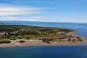 El pintoresco pueblo argentino que alberga uno de los lagos más grandes de Sudamérica
