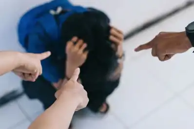 Acoso escolar: los adolescentes sufren mucha soledad y buscan que alguien los vea