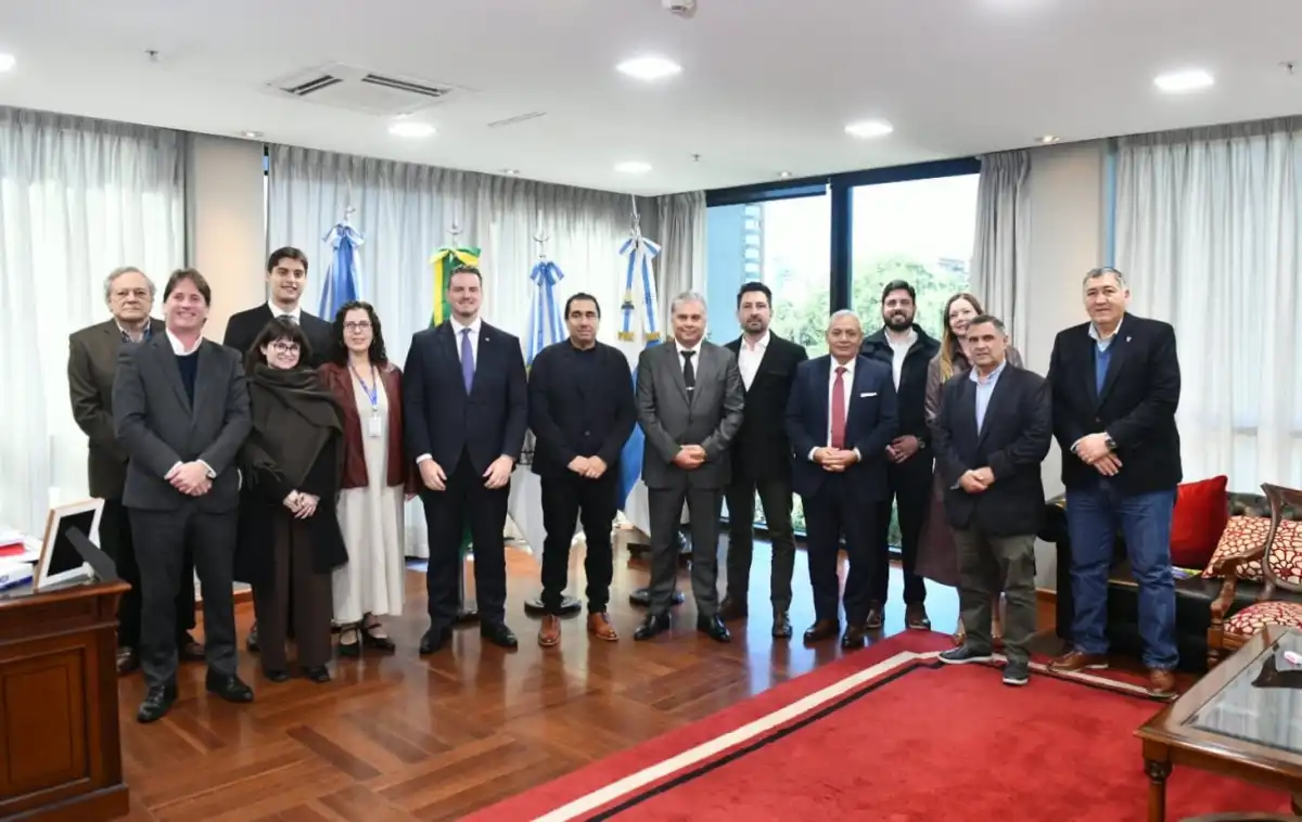 Alianza estratégica: Tucumán y el Estado de Paraná reforzaron su integración productiva y cultural