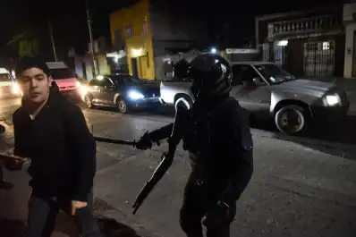 Un periodista de LA GACETA fue agredido por Infantería en la previa del partido de San Martín contra Gimnasia de Jujuy