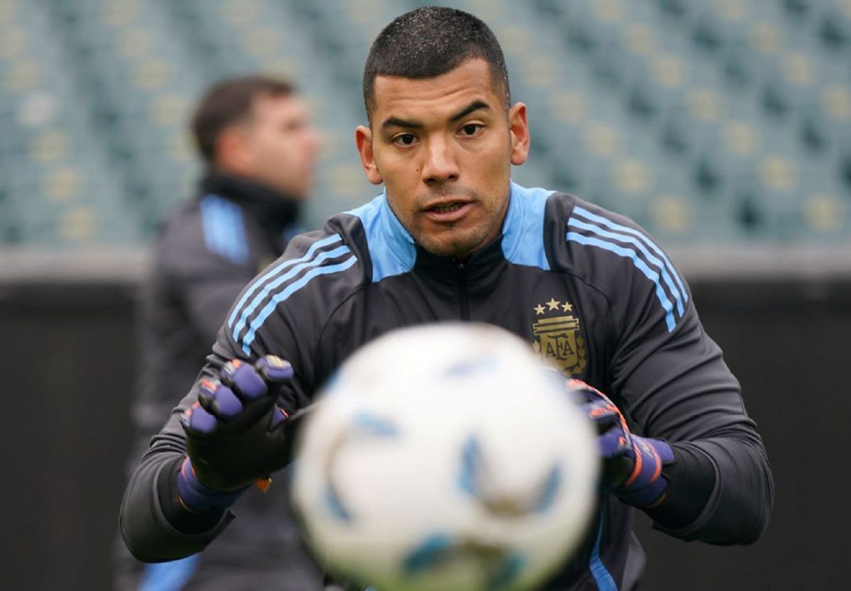 Walter Benítez debutó en la Selección frente a Costa Rica.