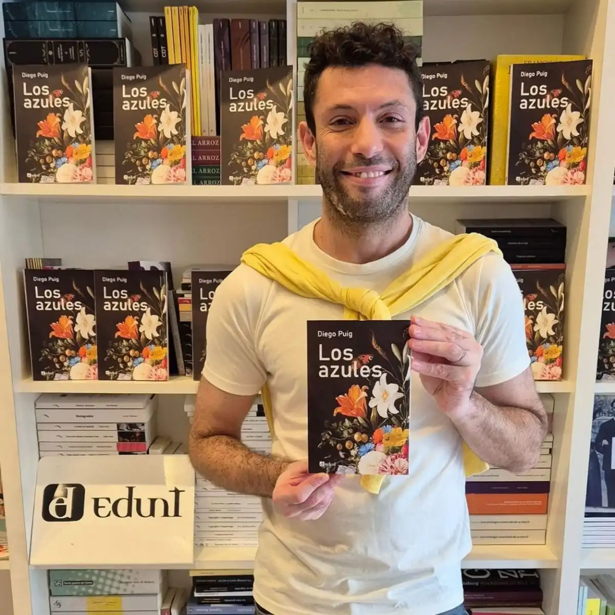 Diego Puig y un nuevo libro: el autor tucumano  presenta “Los Azules”