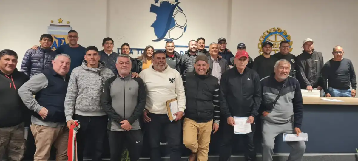 EN MARCHA. Las autoridades de la Liga Tucumana de Fútbol definieron las zonas y el formato de una nueva edición de la Primera B.