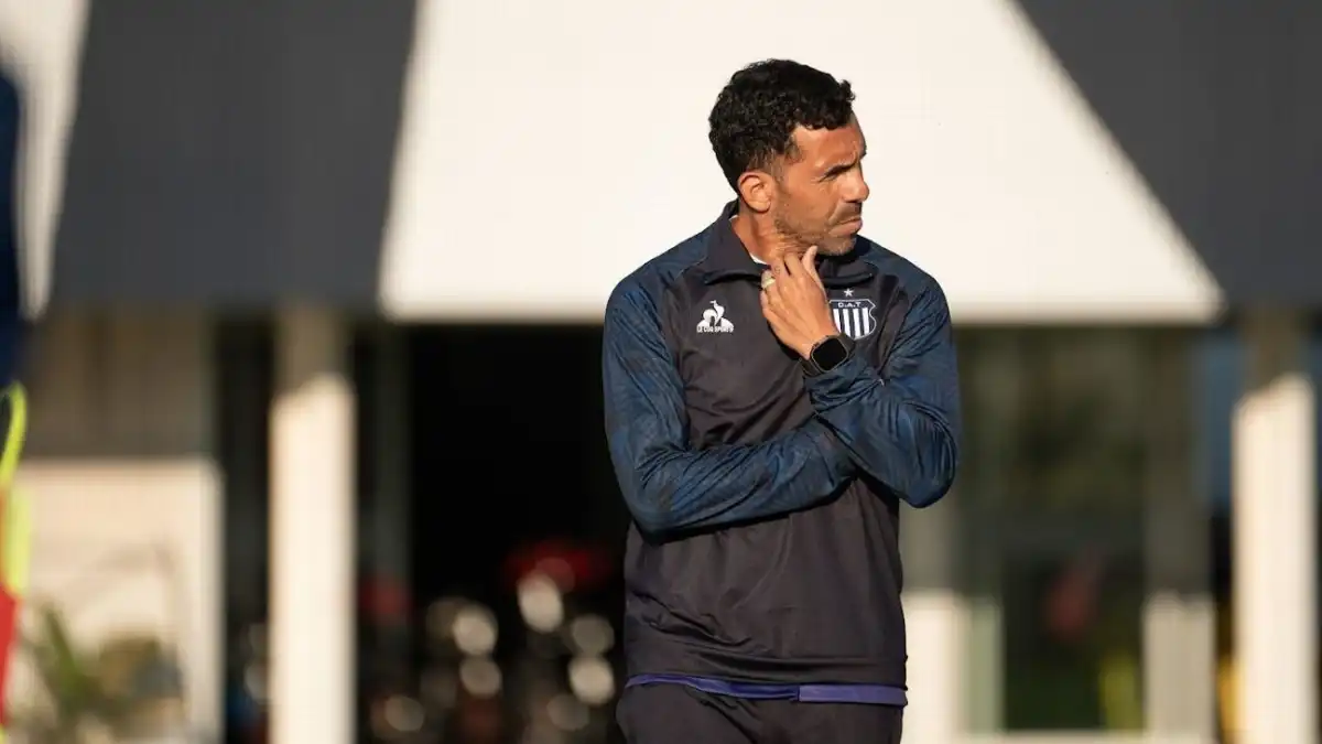 Fin de ciclo: Carlos Tévez dejó de ser el entrenador de Talleres tras la caída en el clásico