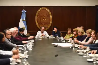 Última sesión del Consejo Superior de la UNT antes de las elecciones: ausencias llamativas, agradecimientos y un cronograma electoral que se acelera