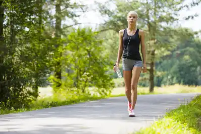 ¿Cuántas calorías se queman caminando una hora? Esto explican los expertos