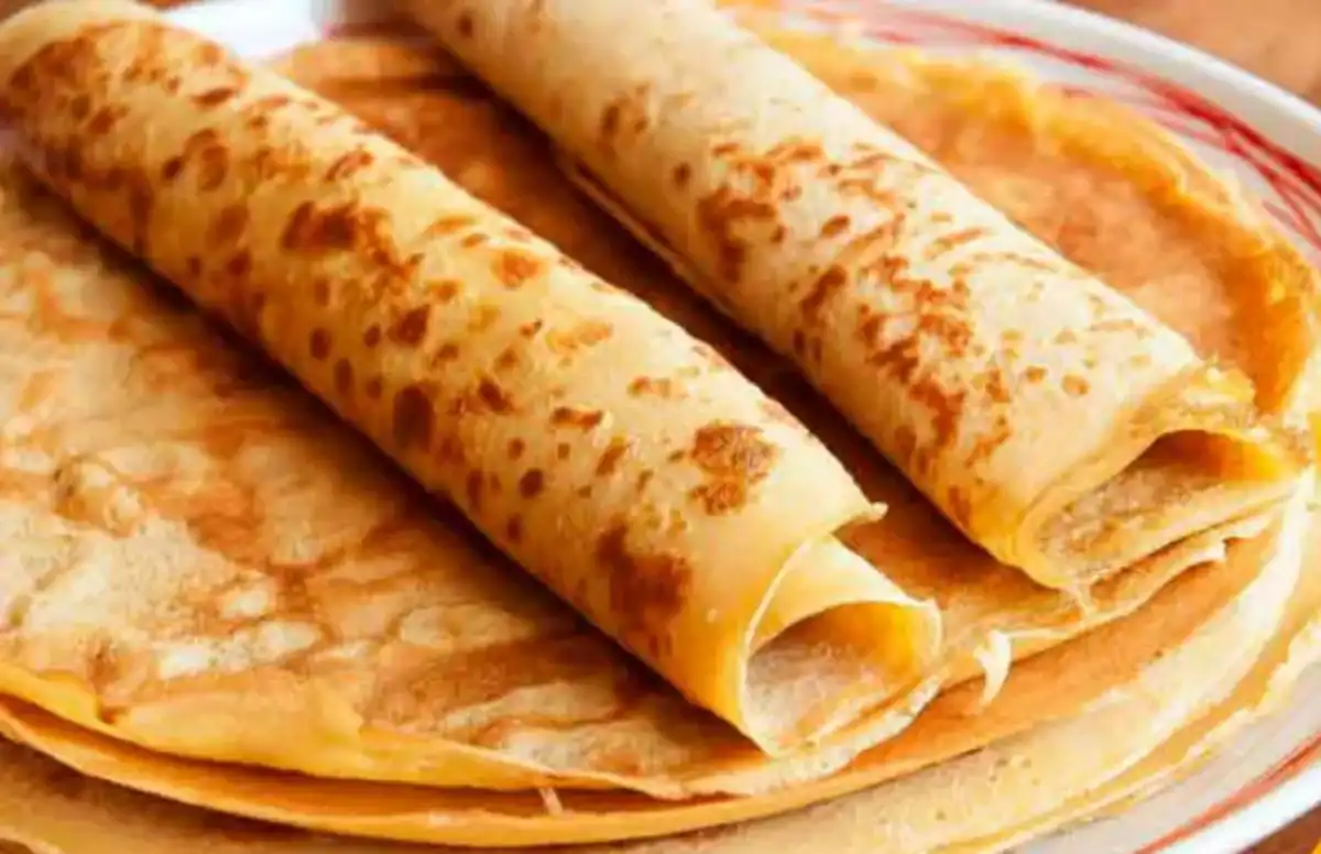 Desayunos saludables: cómo hacer panqueques sin harinas, con frutas y avena para tener más energía