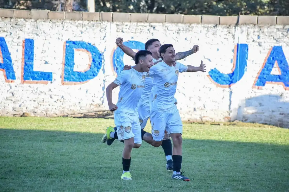 GRAN ARRANQUE. Con 11 puntos, Talleres de Tafí Viejo lidera su grupo en el torneo Apertura de la Liga Tucumana de Fútbol.