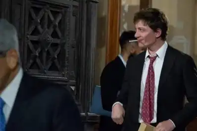 Santiago Caputo viajó a Washington para afianzar el vínculo con el gobierno de Trump y mantiene una agenda reservada