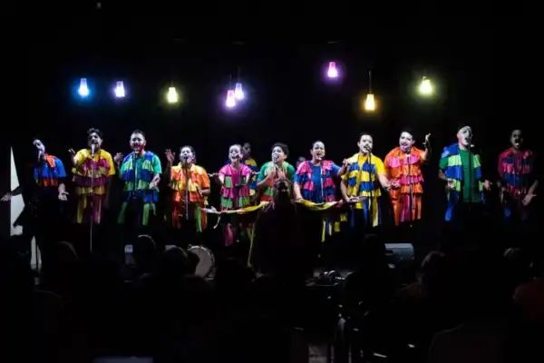 Fiesta de la murga Pa’Ladrar Fino, que cumple nueve años