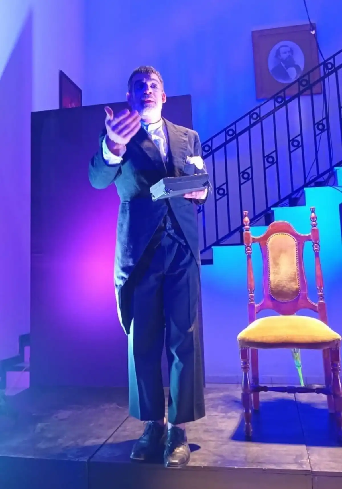 EN ESCENA. Véliz estrenó “Renato, el eterno pecador”, en Concepción.