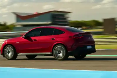 LA GACETA vivió el AMG Experience a 205 km/h junto a Daniel Herrero el CEO de Mercedes-Benz