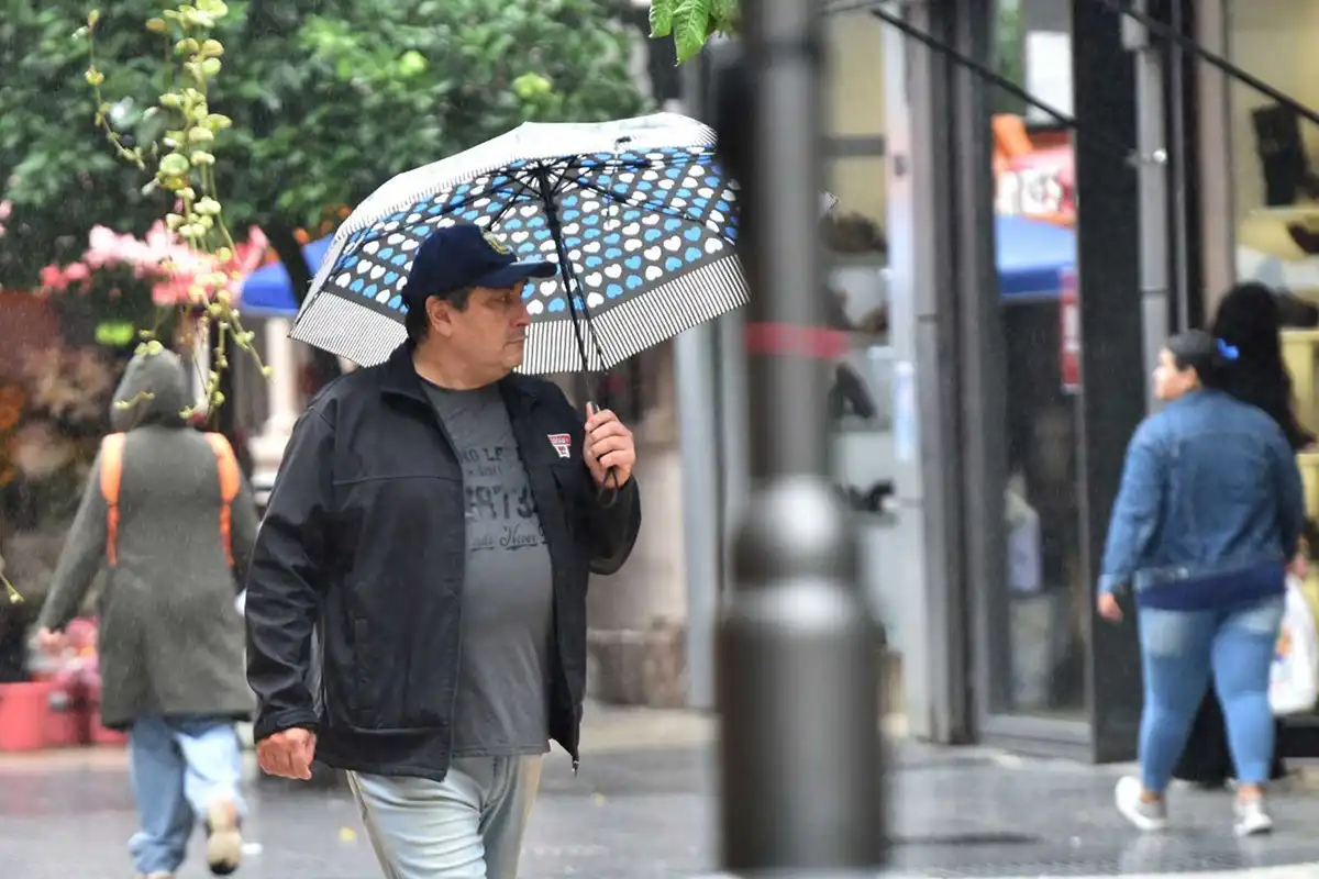 Lluvias y bajas temperaturas: el domingo será el día más frío de la semana en Tucumán