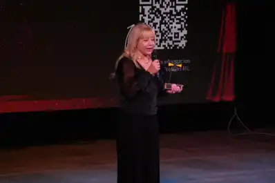Rossana Chahla recibió certificaciones de la Red de Innovación Local