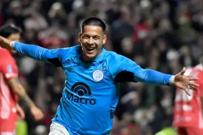Belgrano dio el golpe en La Paternal y enfrentará a River en la gran final del Apertura