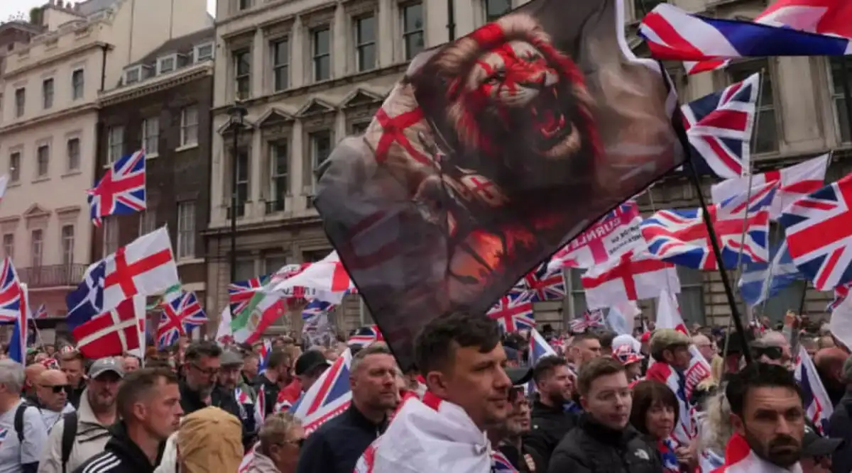 A favor y en contra de migrantes y musulmanes: marchas opuestas copan las calles de Londres