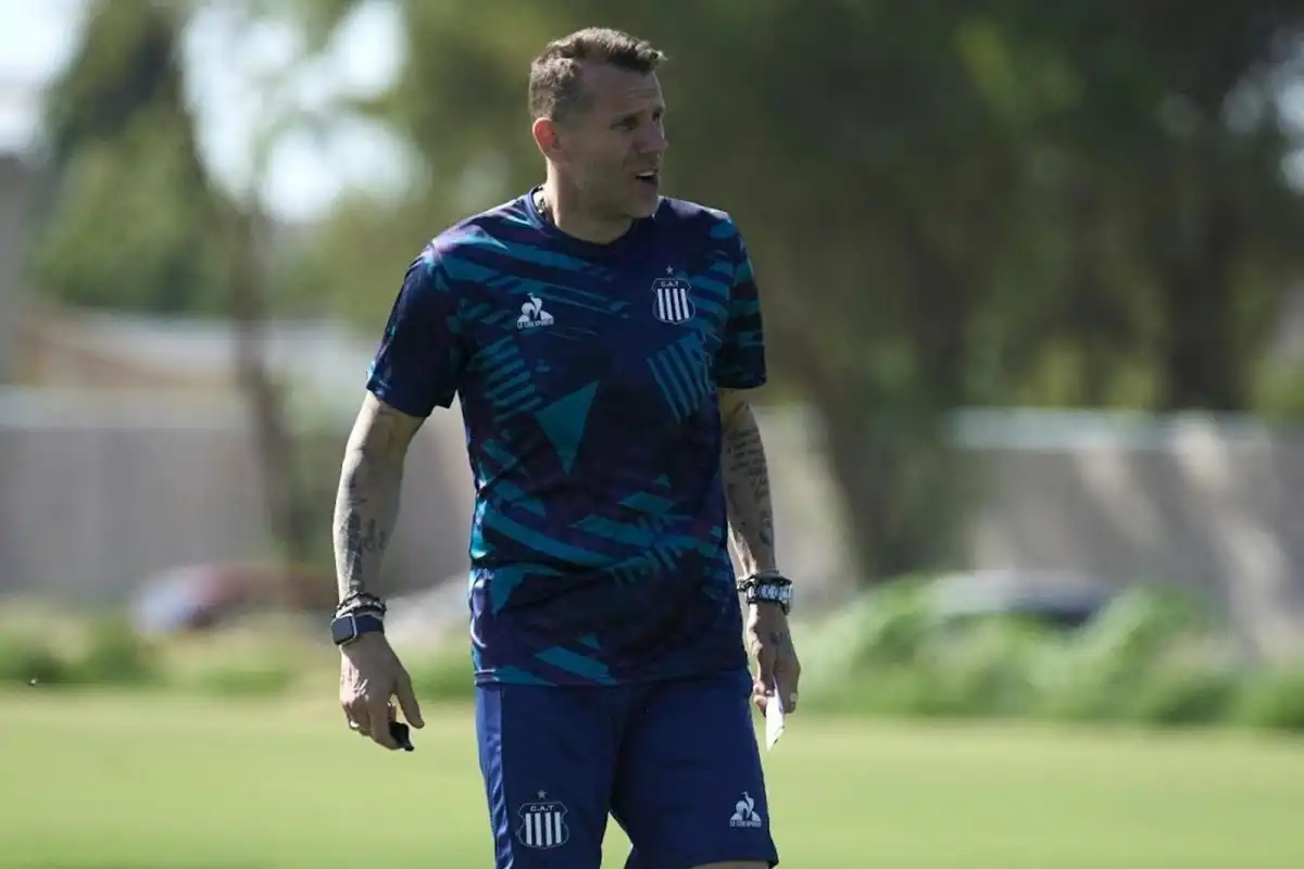 INTERINATO. Ezequiel Carboni tomará las riendas de Talleres para enfrentar a Atlético este miércoles por la Copa Argentina.