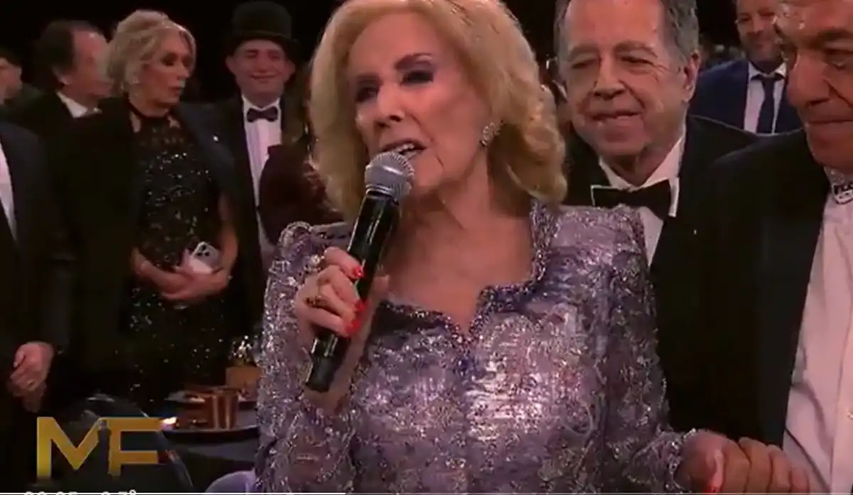 Mirtha Legrand obtuvo su Martin Fierro número 35.
