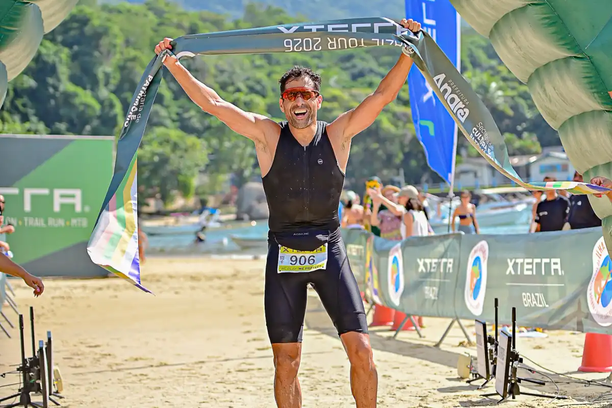 El tucumano que desafía al tiempo: Alejandro Bulacio brilló en el Xterra de Brasil y apunta al Mundial