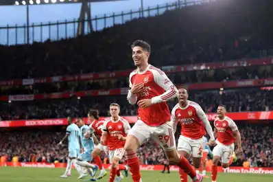 Después de 22 años, Arsenal gritó campeón en la Premier League tras el tropiezo del Manchester City