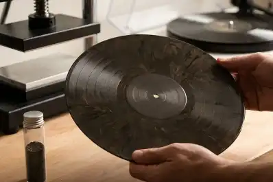 Convierten cenizas humanas en discos de vinilo: la impactante propuesta que mezcla música y memoria