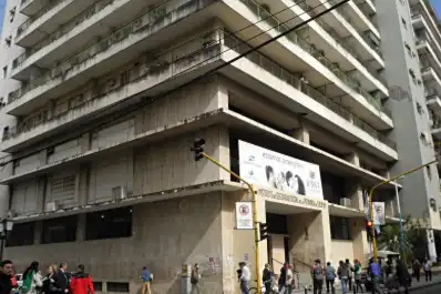 Usó fondos públicos para gastos personales: condenan a una ex gerente del Subsidio de Salud
