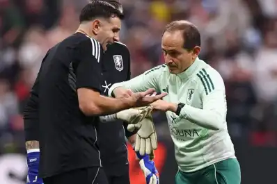 Alarma en la selección argentina: qué lesión sufrió Dibu Martínez