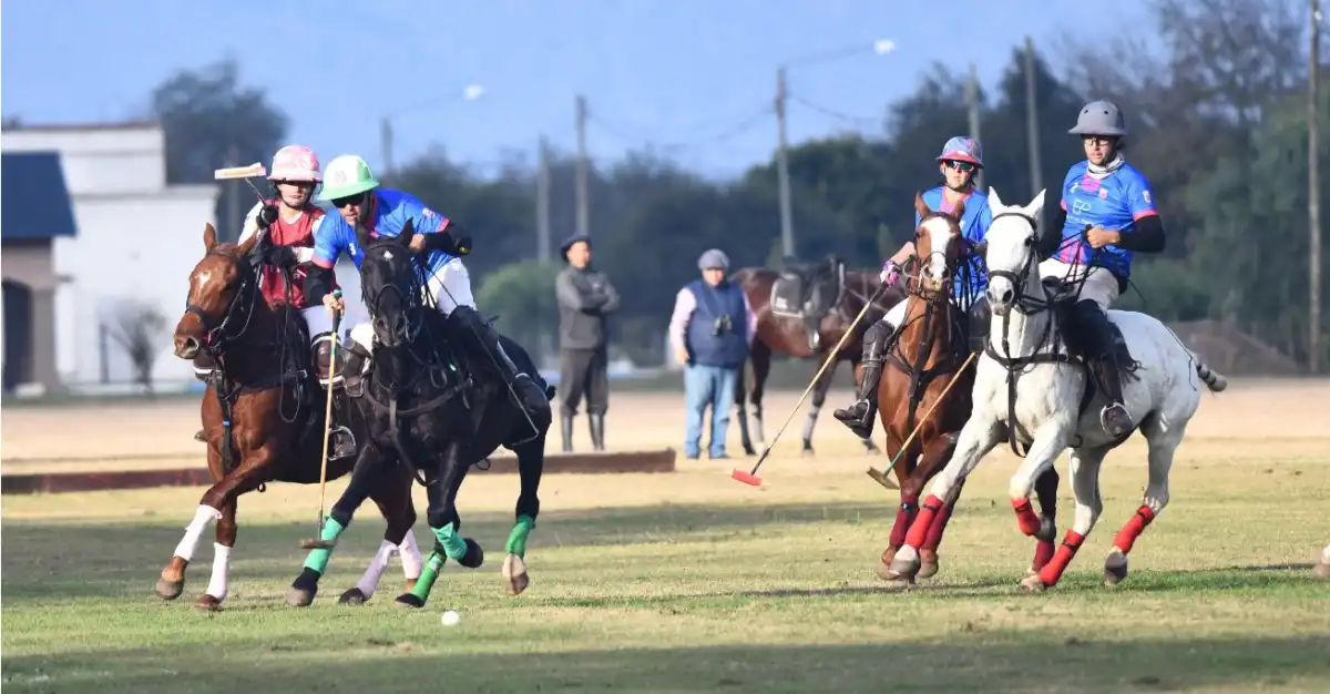 Con cuatro partidos y más de 200 caballos, comenzó la Equestrian Week en Tapia