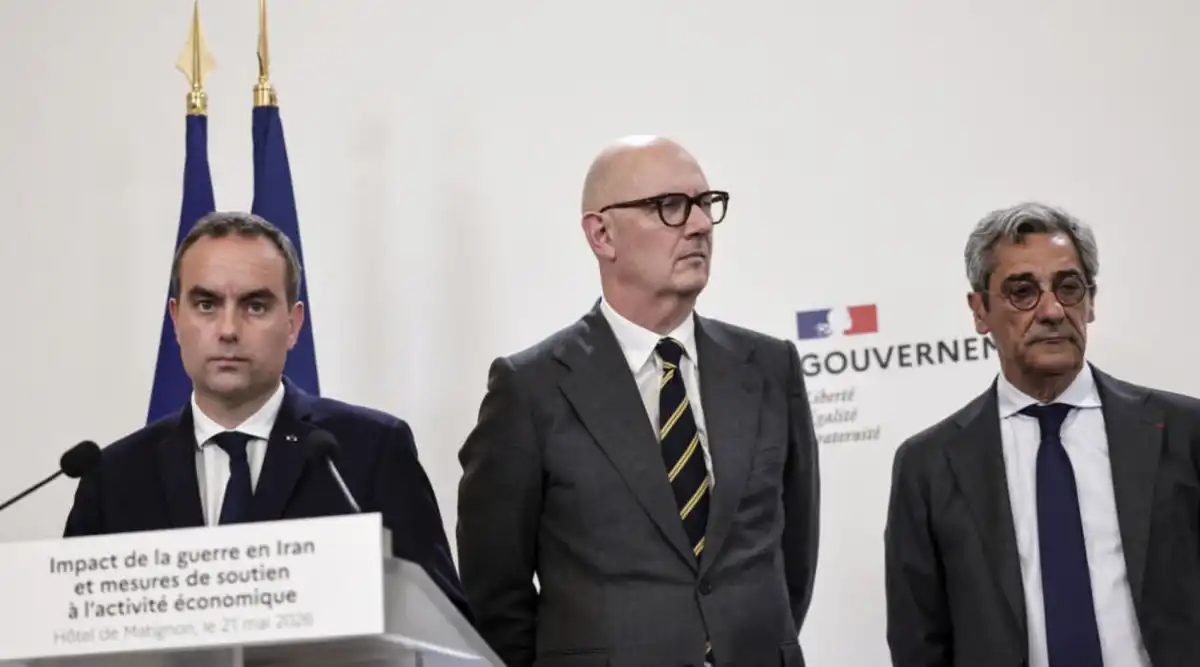 SEBASTIEN LECORNU. El primer ministro, en rueda de prensa.