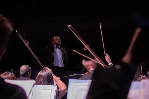 La Orquesta Sinfónica de la UNT aborda el Romanticismo europeo del siglo XIX